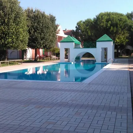 Villetta A Schiera In Spiaggia Aparthotel